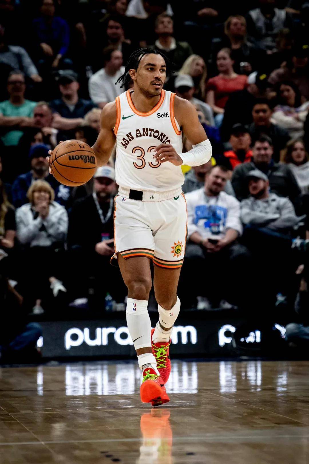 米兰登录入口-马刺险胜中国男篮，巴图姆制霸全场