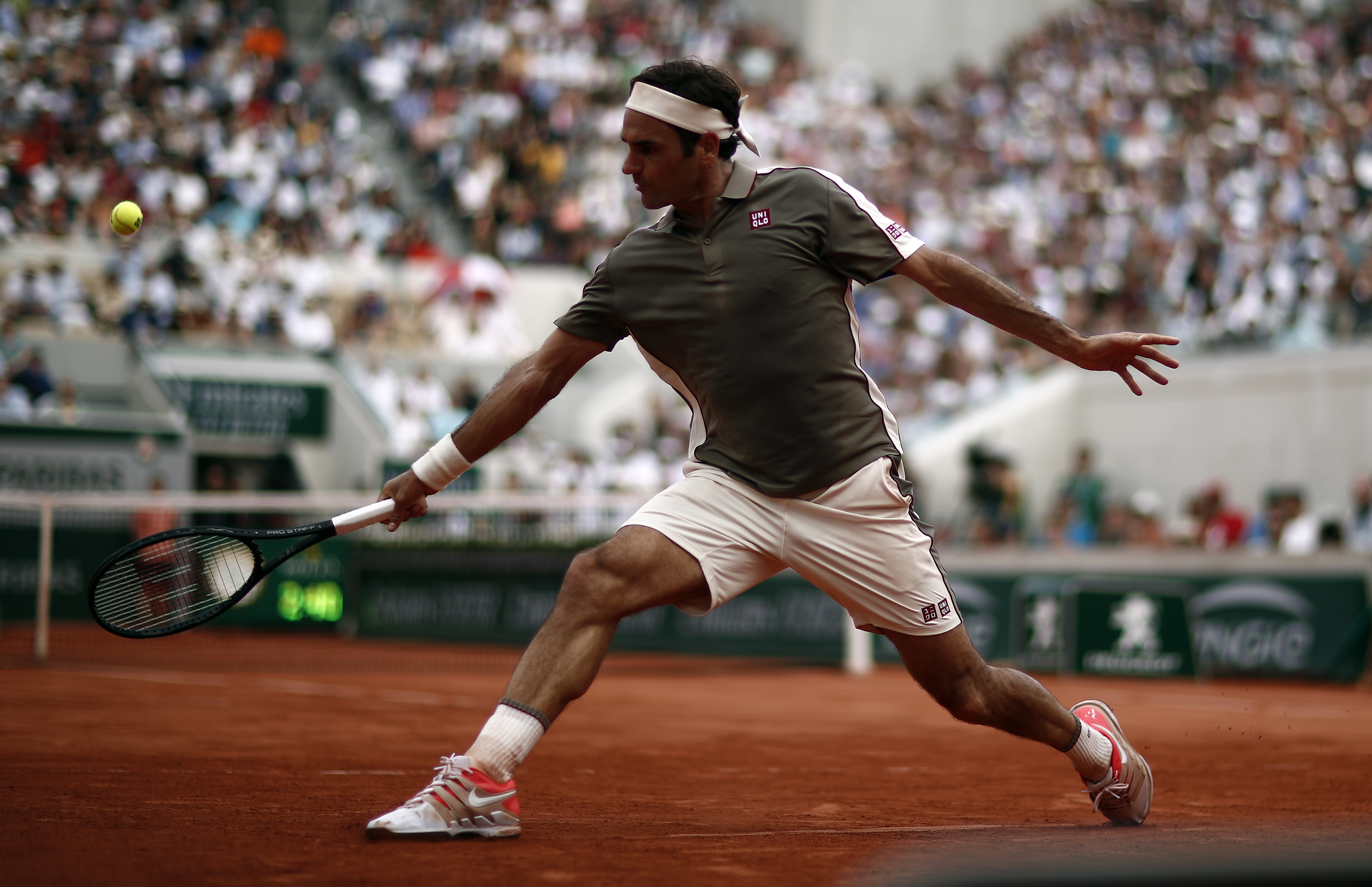 法国网球队绝杀德国网球队，费德勒惊艳世界