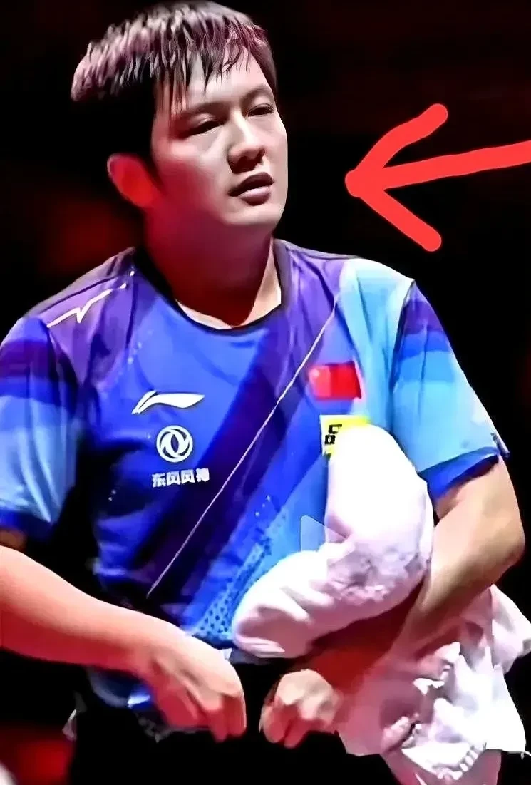 中国乒乓球队鏖战韩国乒乓球队,许昕完成帽子戏法 中国乒乓球队鏖战韩国乒乓球队,许昕完成帽子戏法