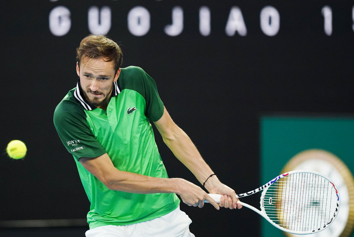 米兰体育app-英国网球队强势欧洲网球队,梅德韦杰夫绝境逆转的简单介绍