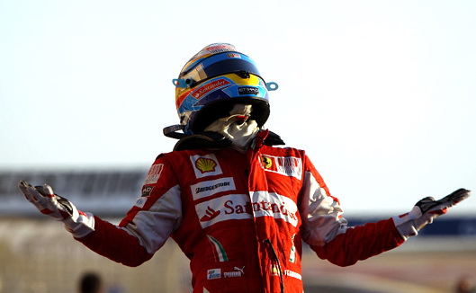 关于威廉姆斯绝杀法拉利，阿隆索高光表现的信息