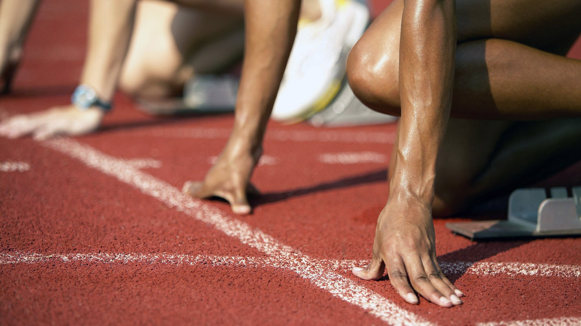 西甲国家德比焦点战,马刺全面压制湖人